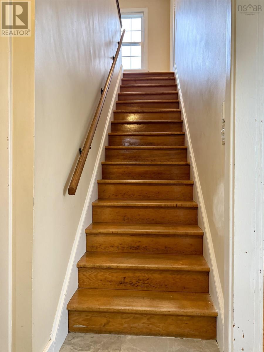 5 Elmwood Drive Property Photo 28