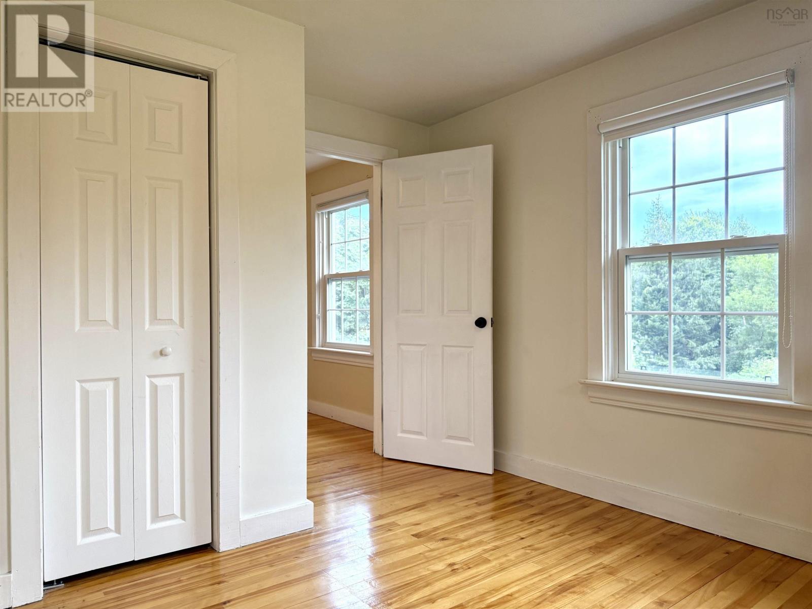 5 Elmwood Drive Property Photo 32