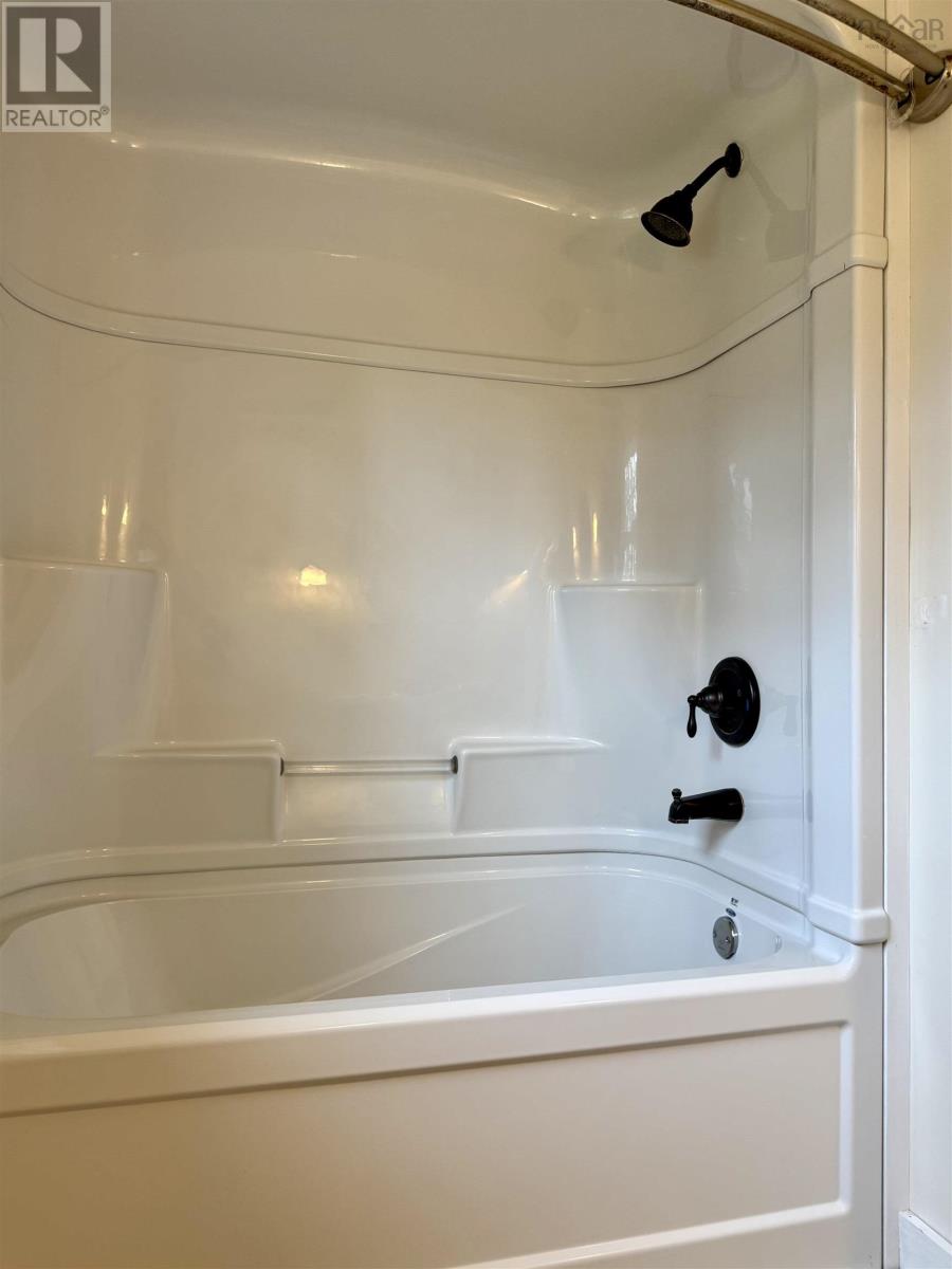 5 Elmwood Drive Property Photo 34