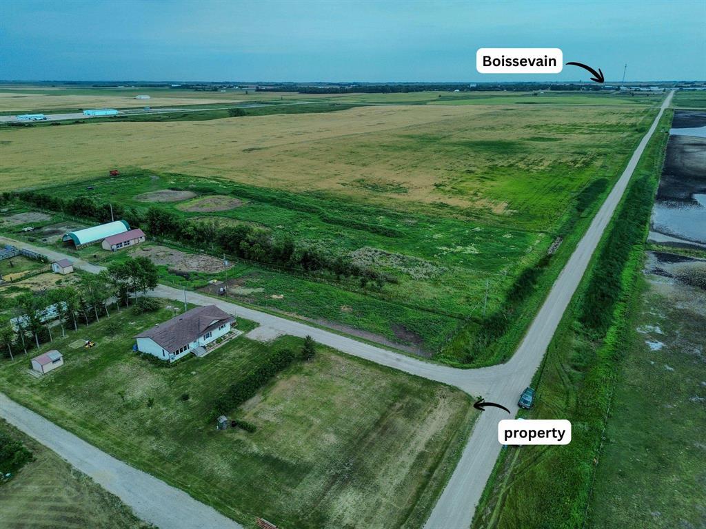 116093 15n Road Property Photo 3