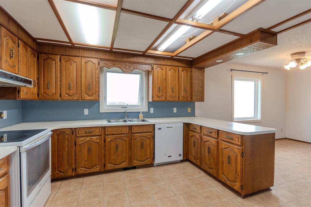 116093 15n Road Property Photo 7