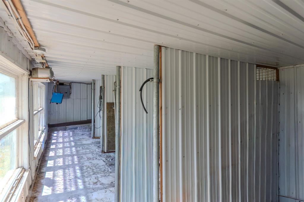 116093 15n Road Property Photo 31