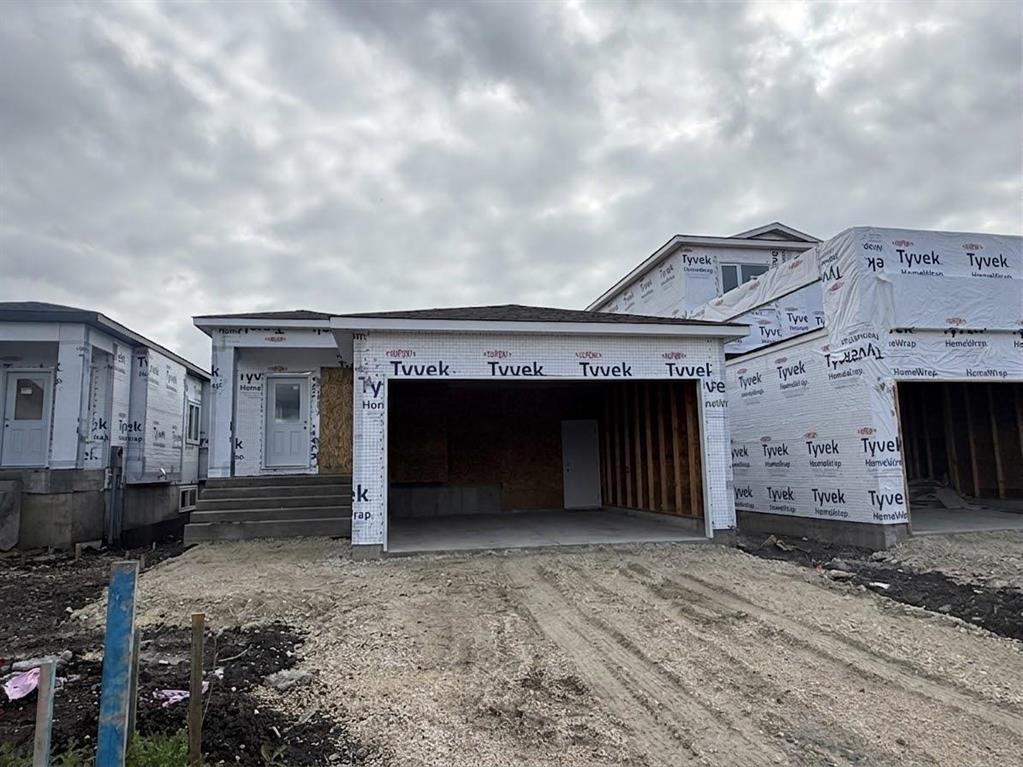 916 Mclean Avenue Property Photo 2