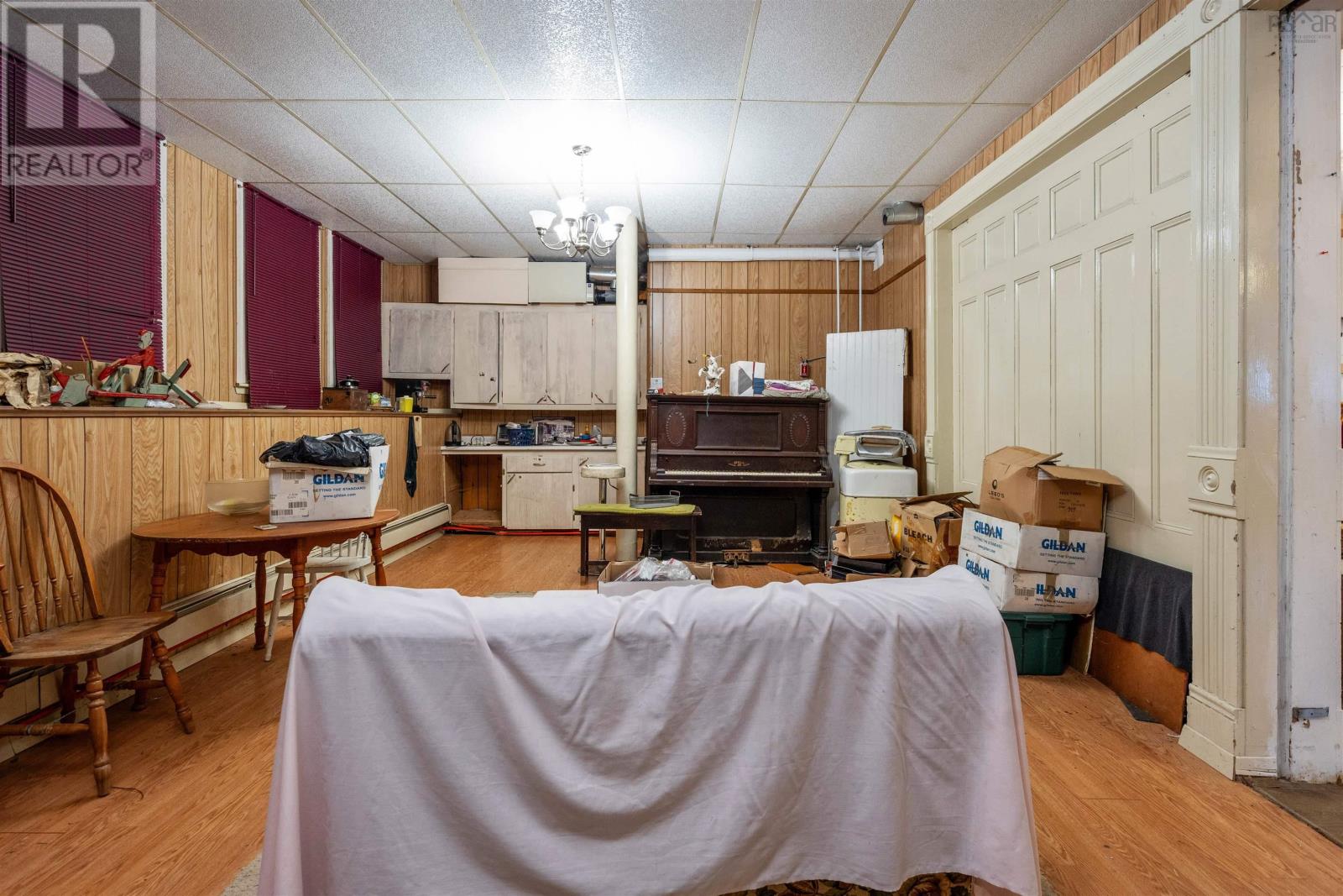 171 Queen Street Property Photo 29