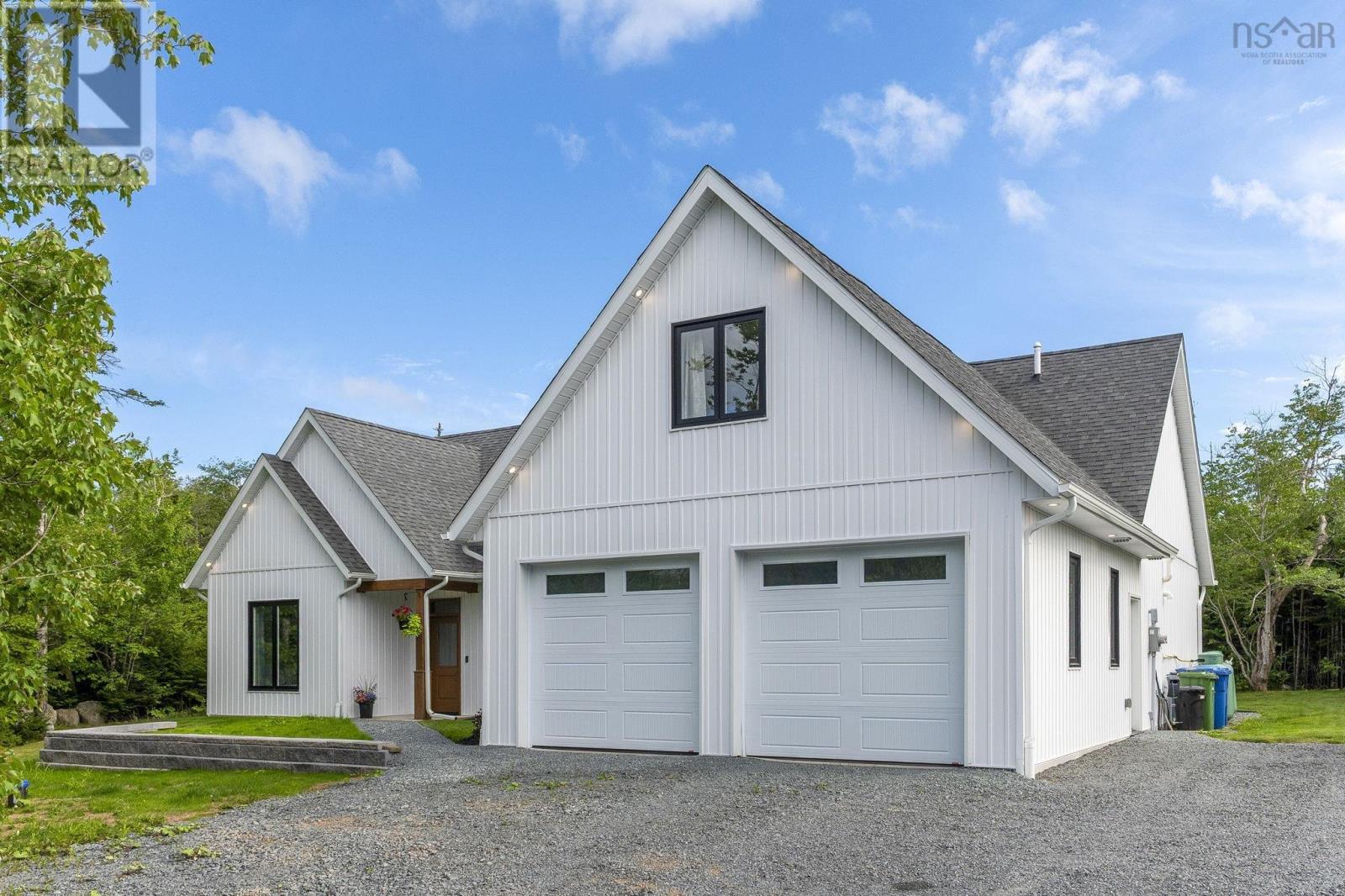 37 Amac Lane