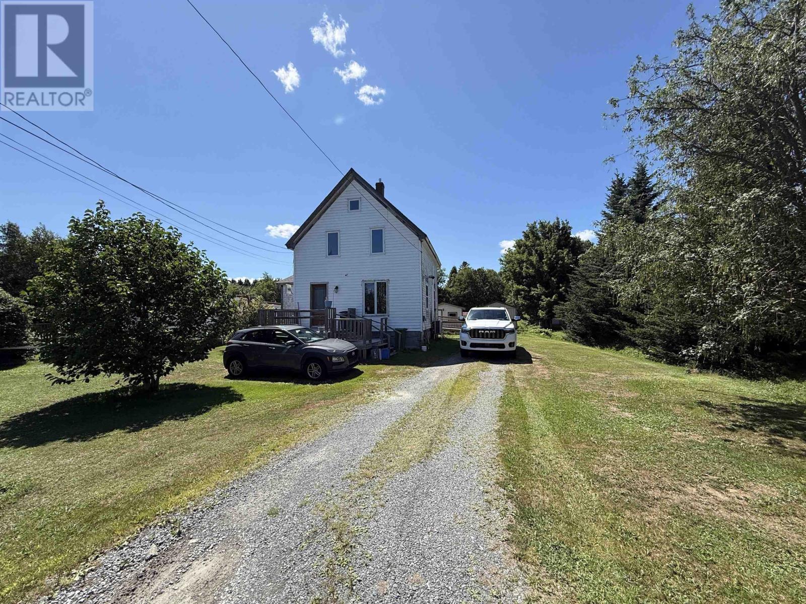 108 + 110 Kingsburg Road
