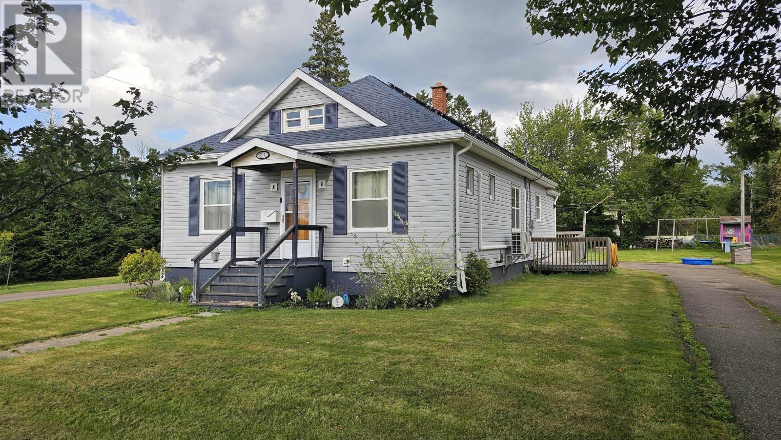 204 Vimy Road