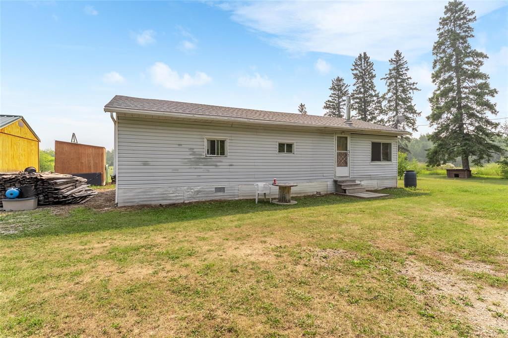 98083 39 Road E Property Photo 9