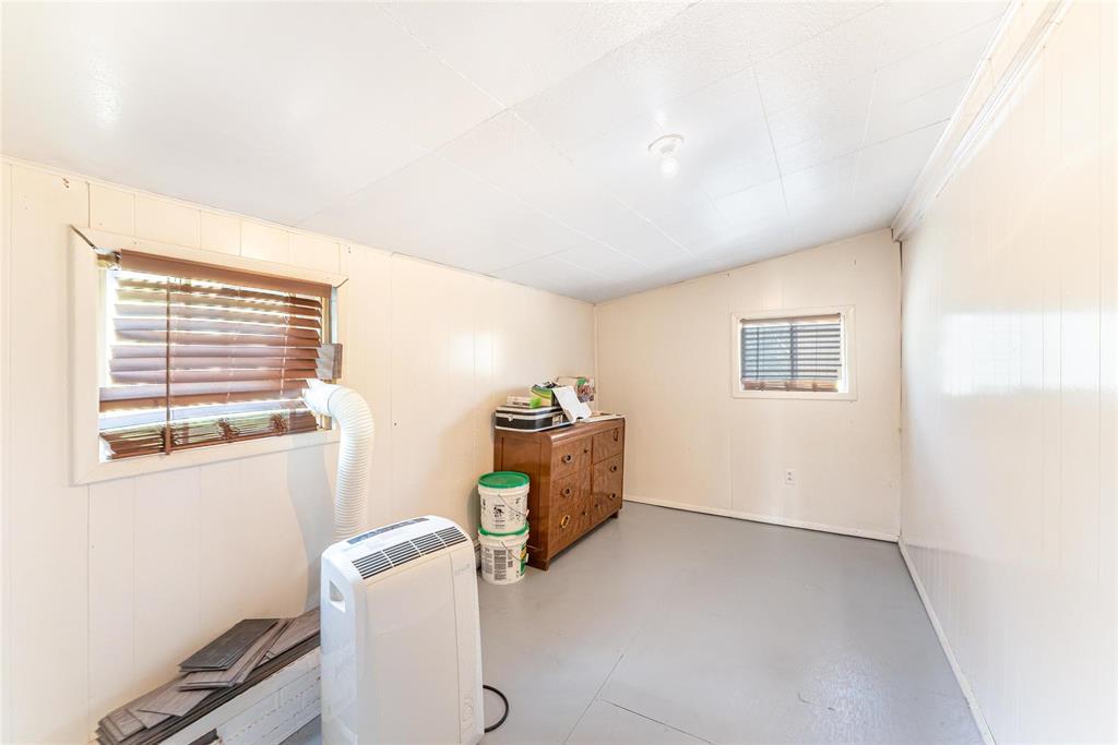 98083 39 Road E Property Photo 24