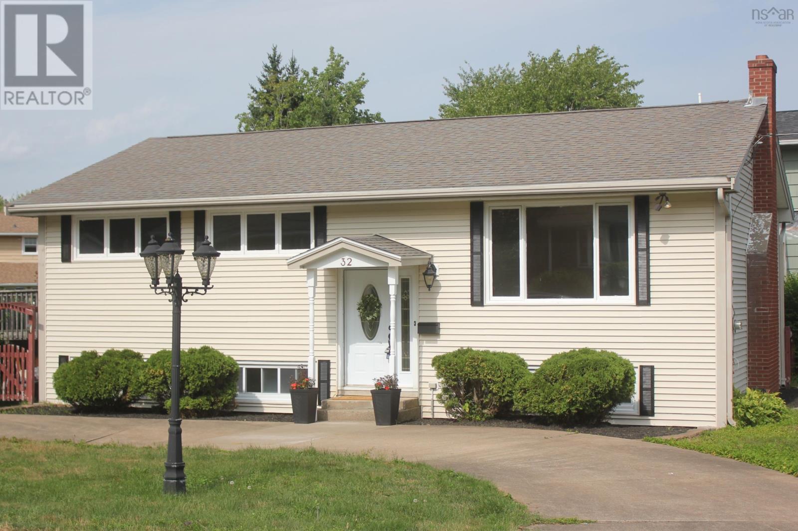 32 Swan Crescent Photo de la propriété 1
