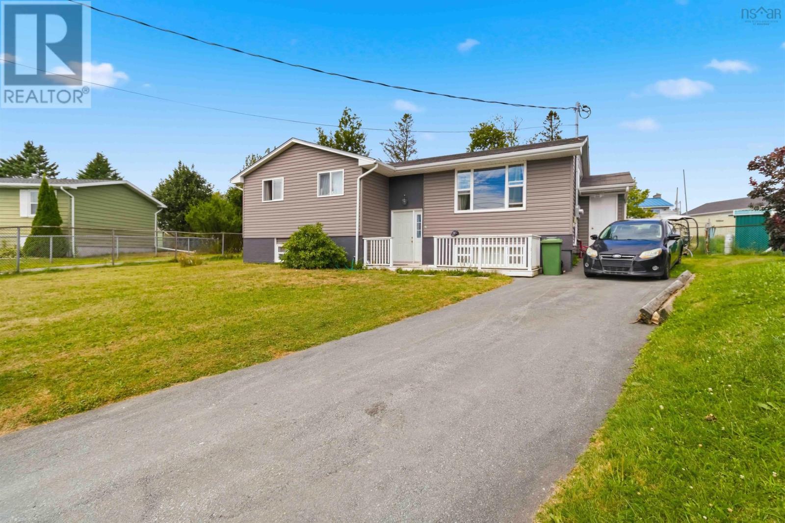 62 Shalimar Crescent