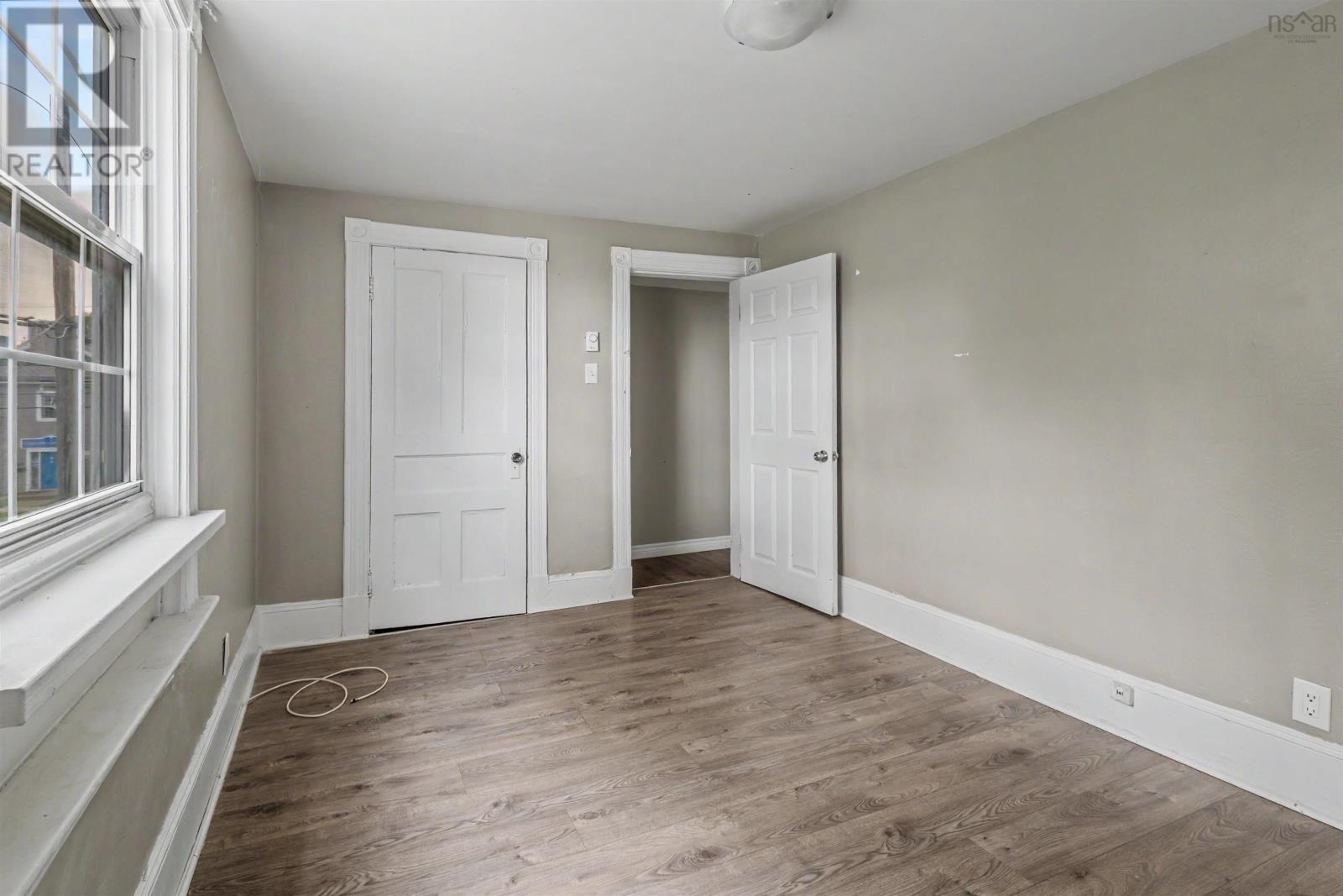 181 George Street Property Photo 25