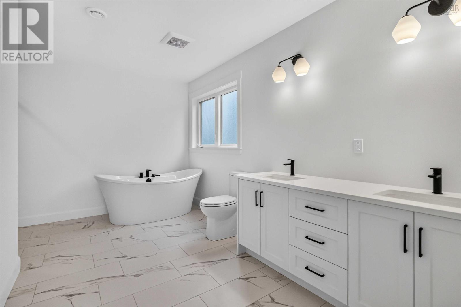 48 Brianna Drive Property Photo 11