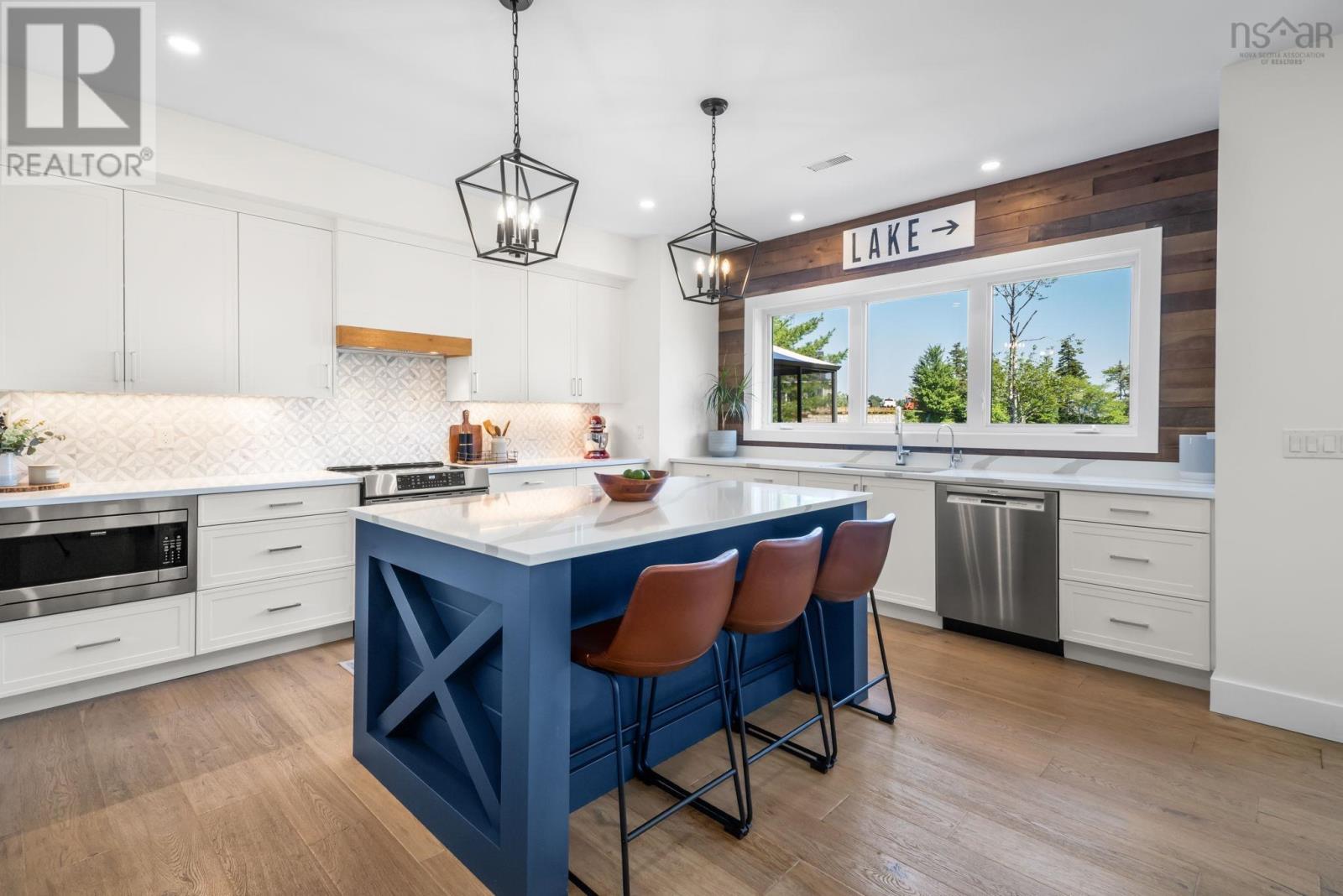 3 Fiddlehead Property Photo 5