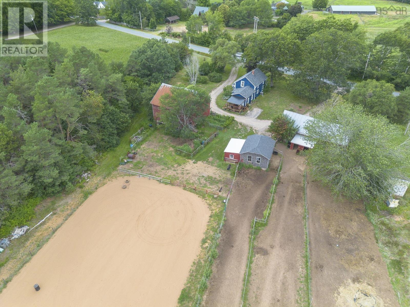 1022 Ward Road Property Photo 4