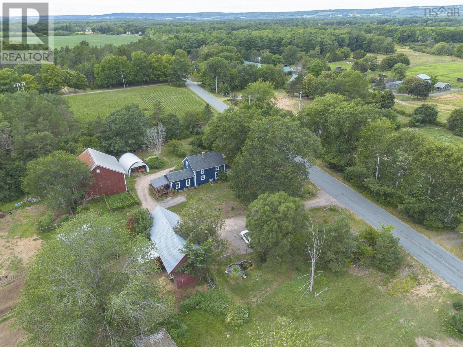 1022 Ward Road Photo de la propriété 1