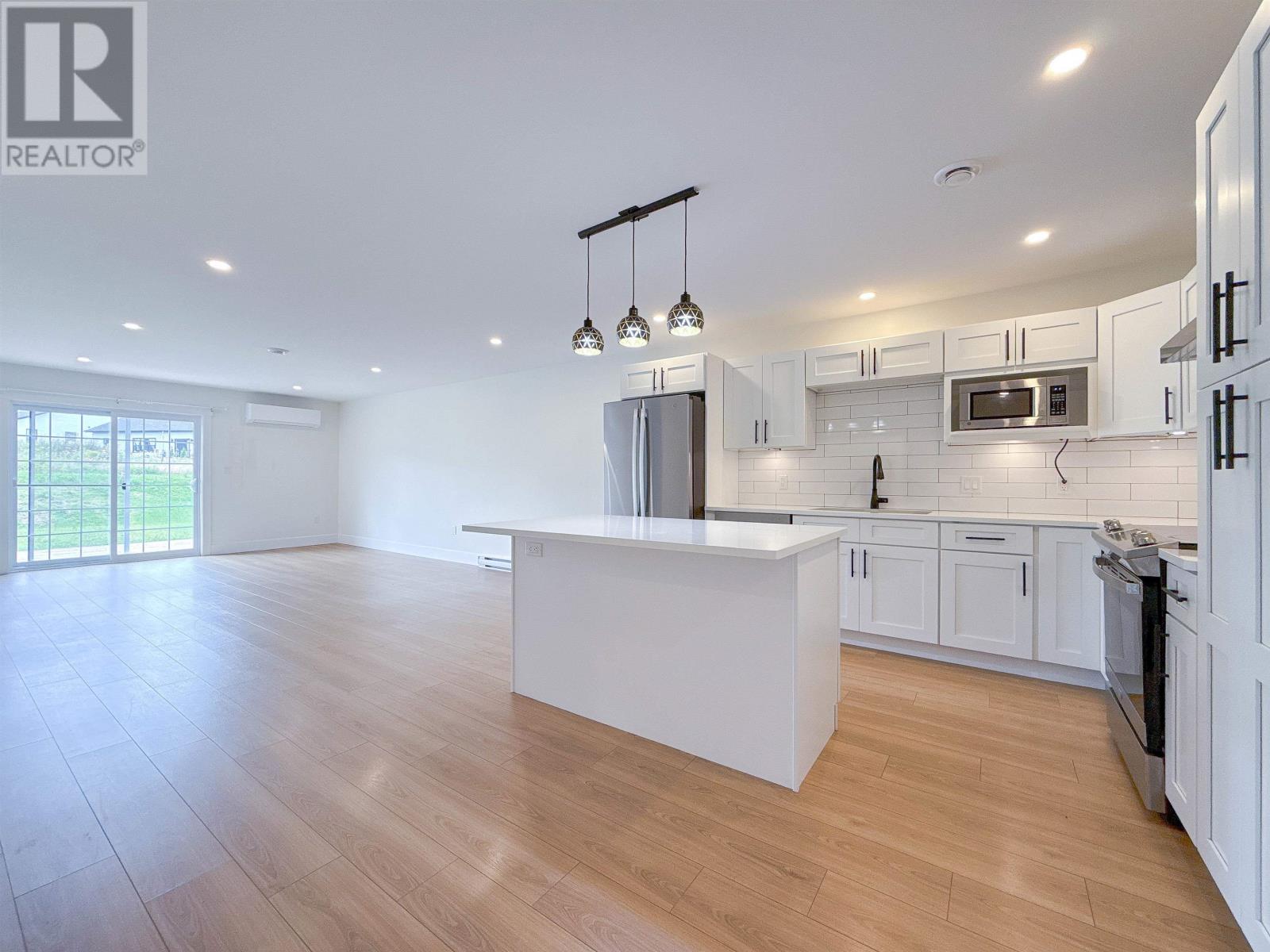 180 Stanmol Drive Property Photo 4