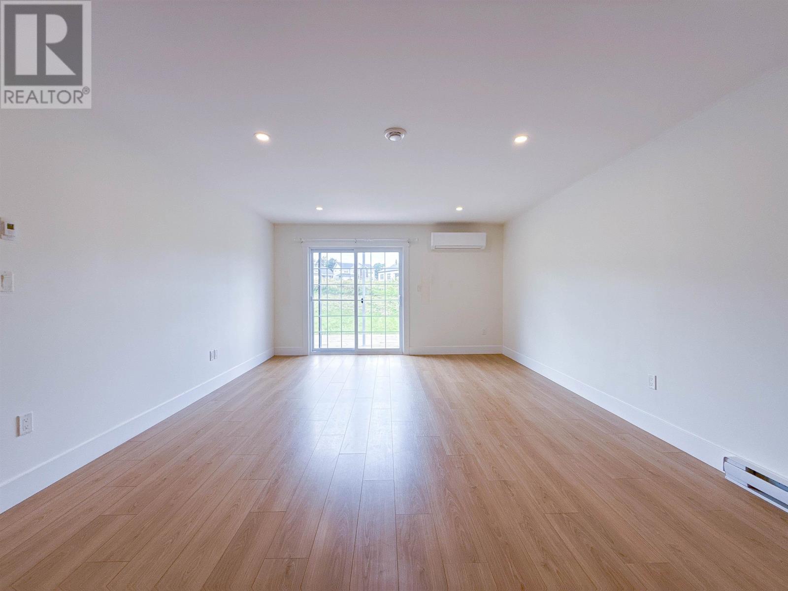180 Stanmol Drive Property Photo 8
