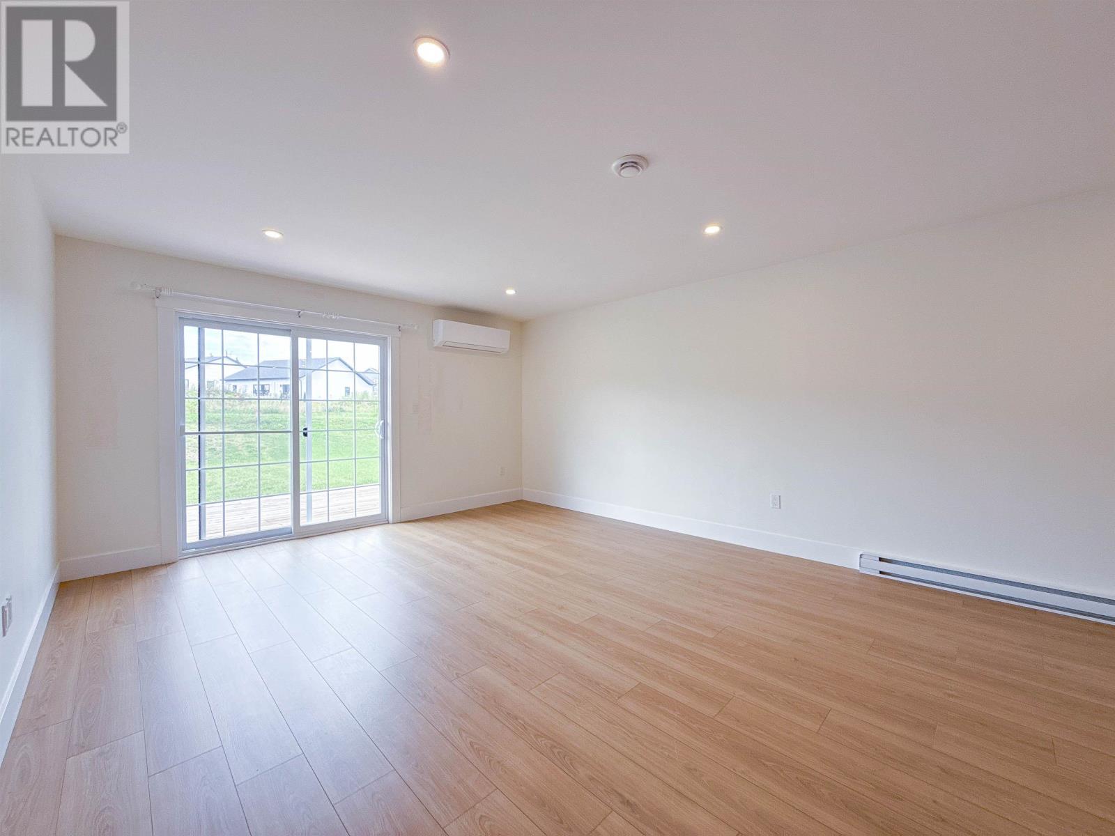 180 Stanmol Drive Property Photo 9