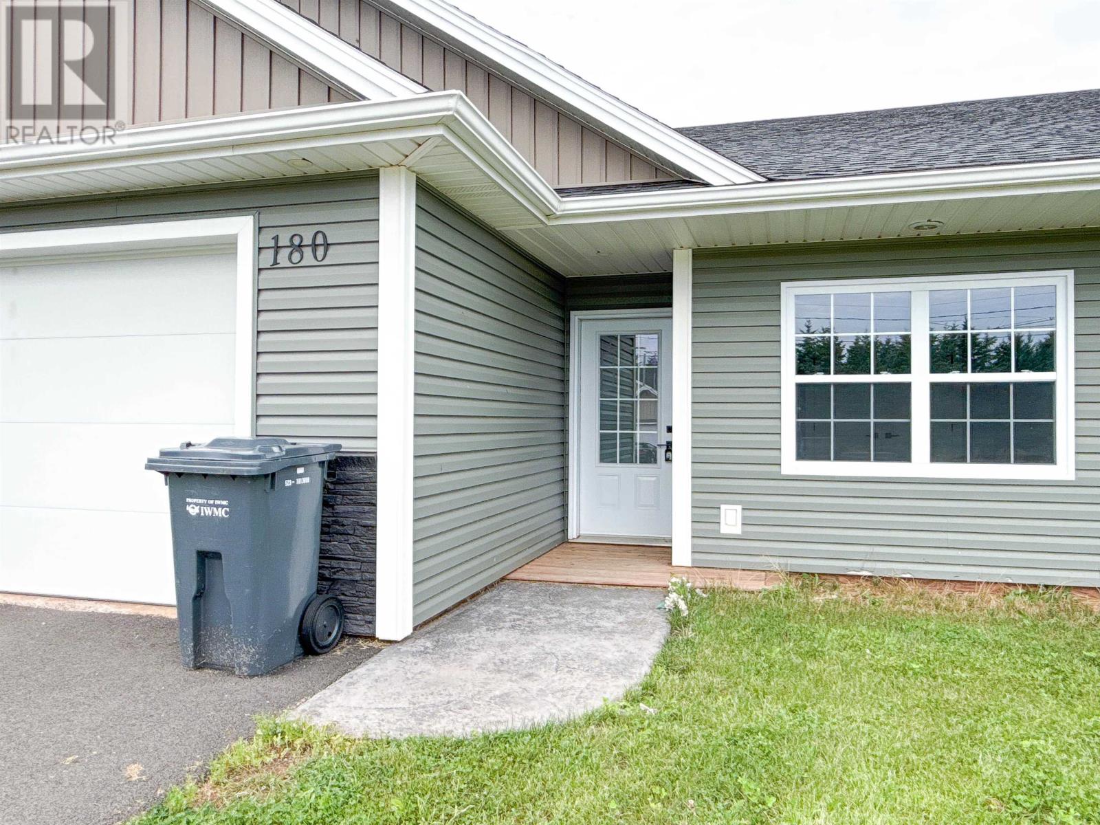 180 Stanmol Drive Property Photo 27