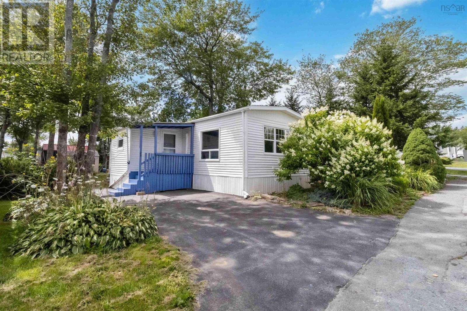 25 Third Street Property Photo 1
