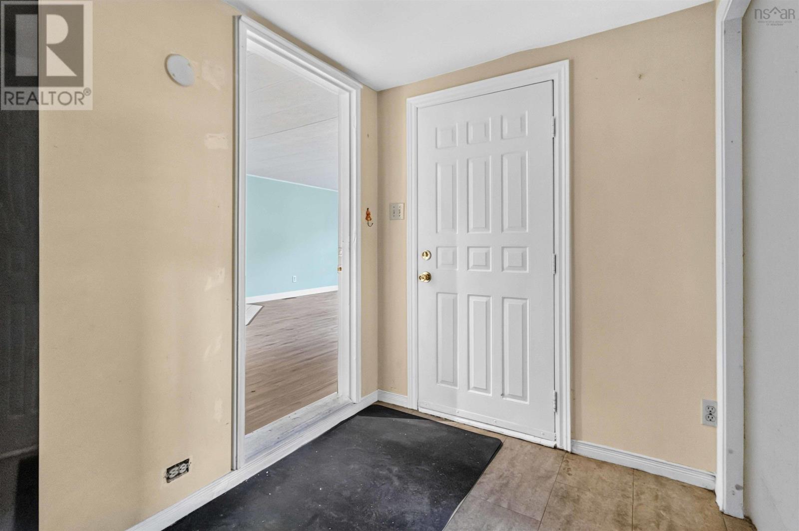 25 Third Street Property Photo 15