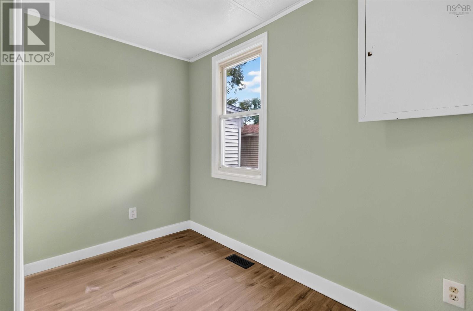 25 Third Street Property Photo 19