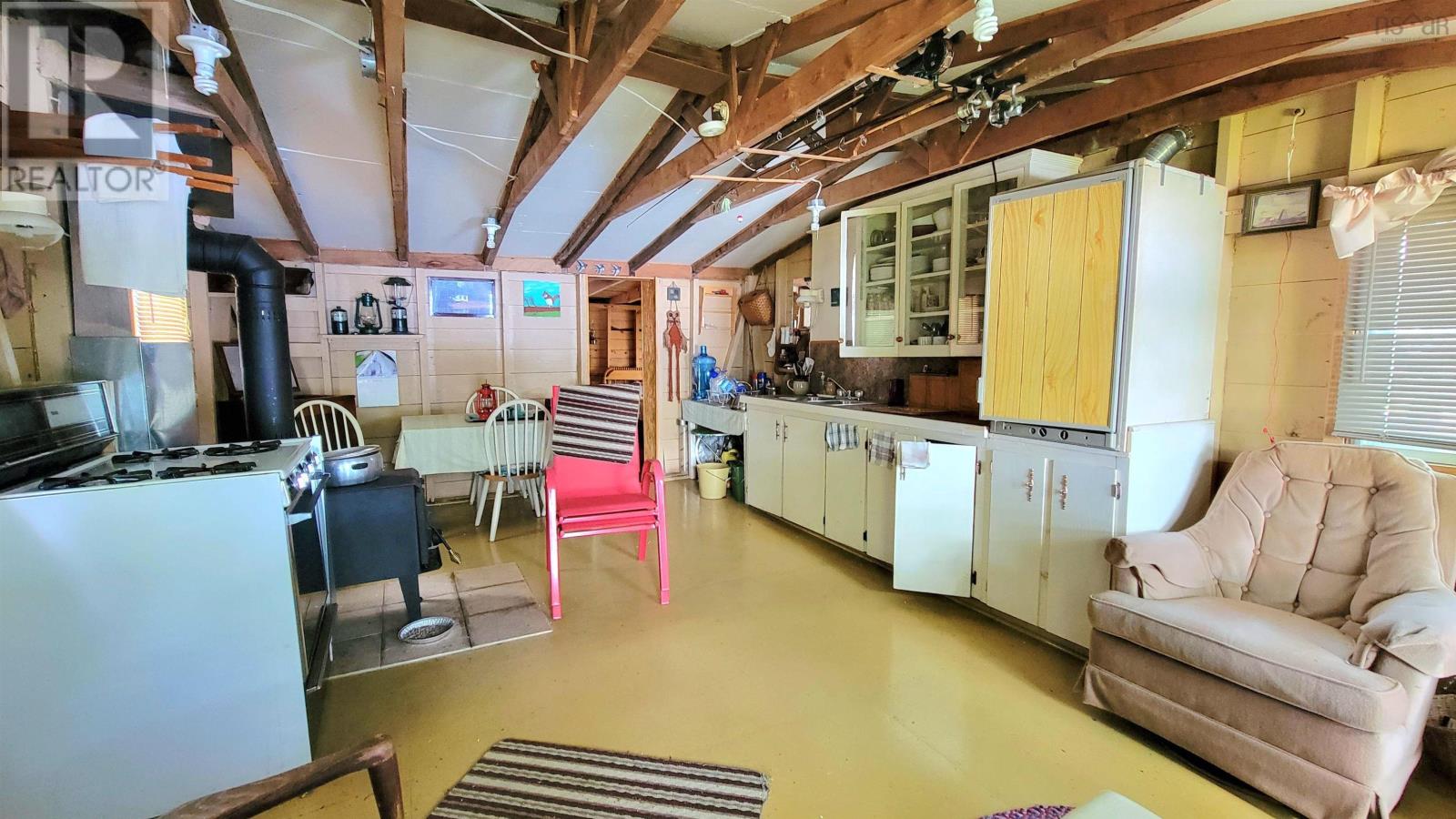 4364 Highway 340 Property Photo 17
