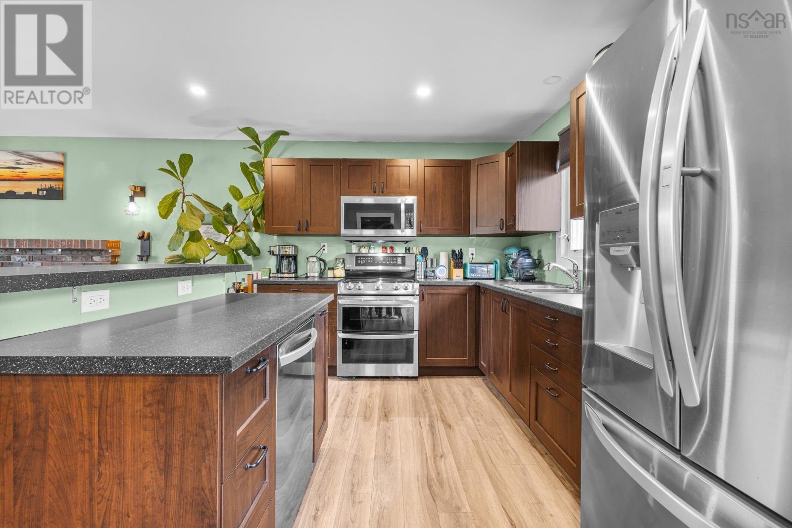 20 Causeway Road Property Photo 9
