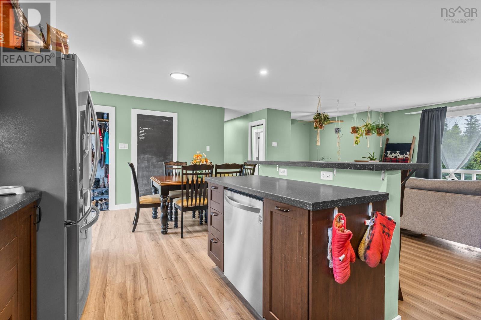 20 Causeway Road Property Photo 14