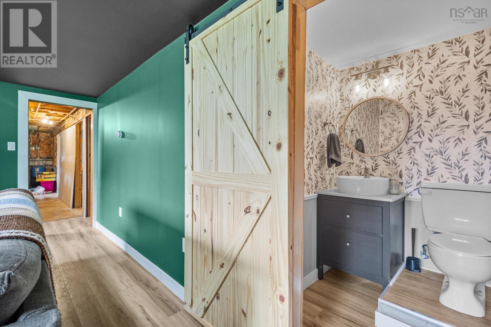 20 Causeway Road Property Photo 31