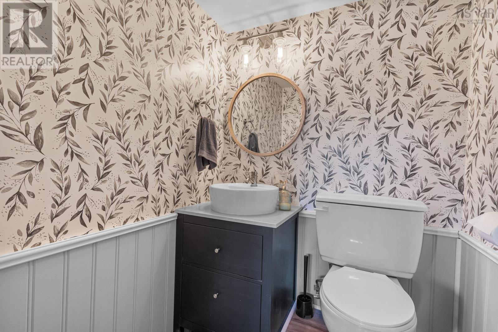 20 Causeway Road Property Photo 32