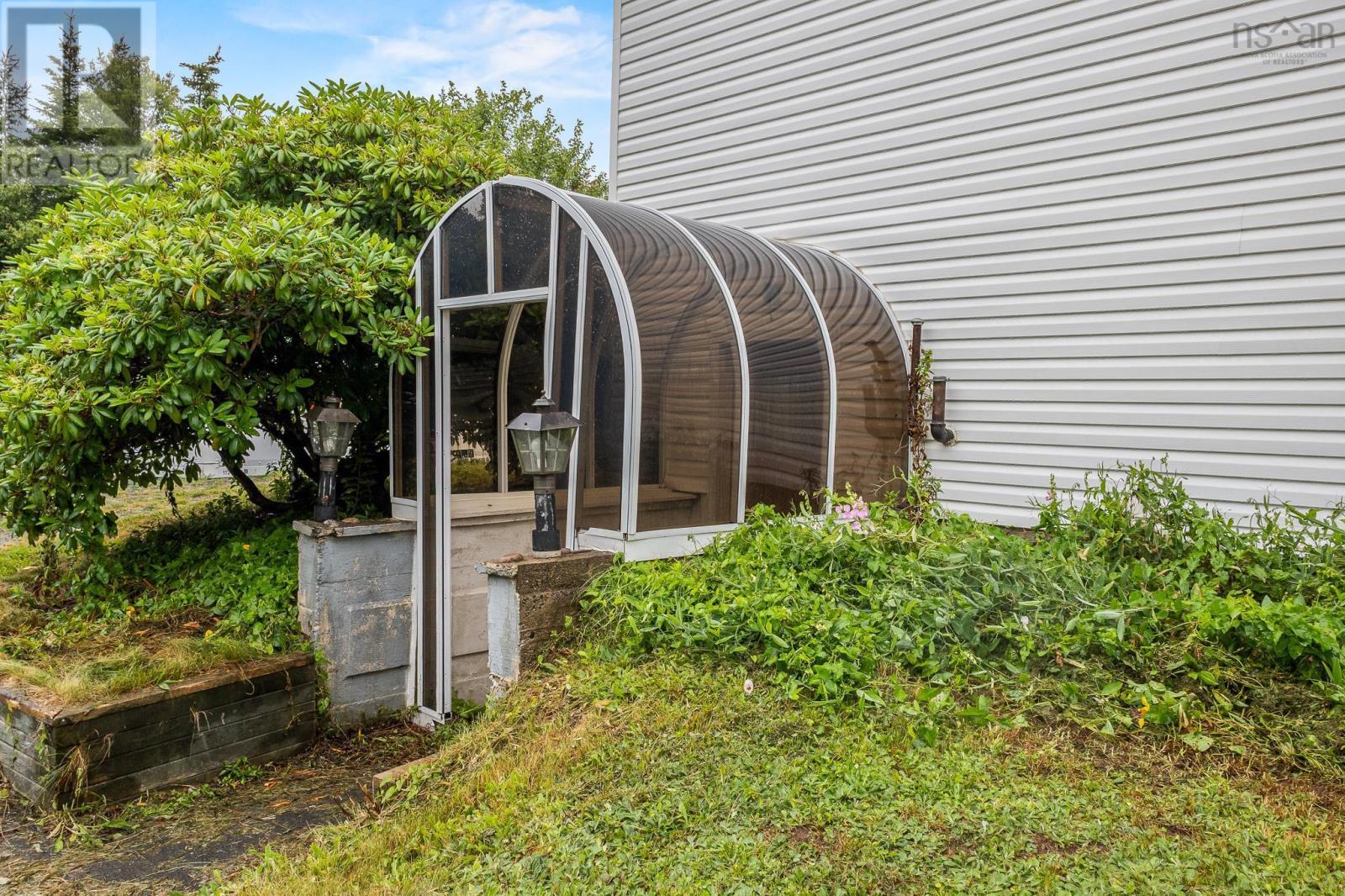 20 Causeway Road Property Photo 45