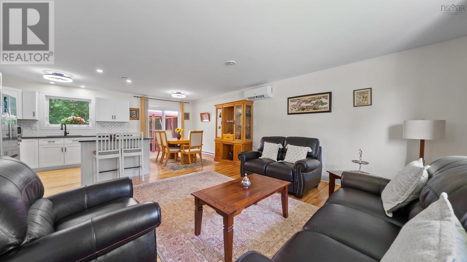 26 Bridge Street Property Photo 6