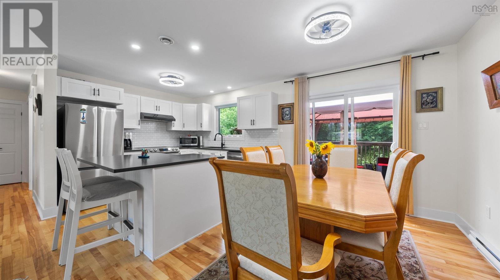26 Bridge Street Property Photo 8