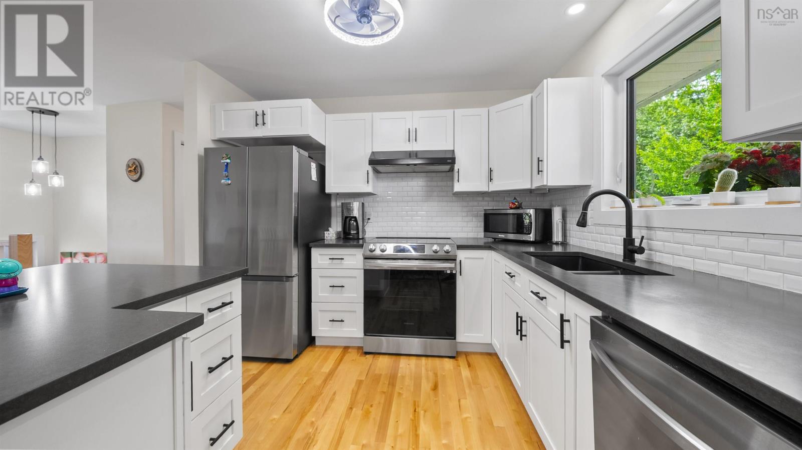 26 Bridge Street Property Photo 10