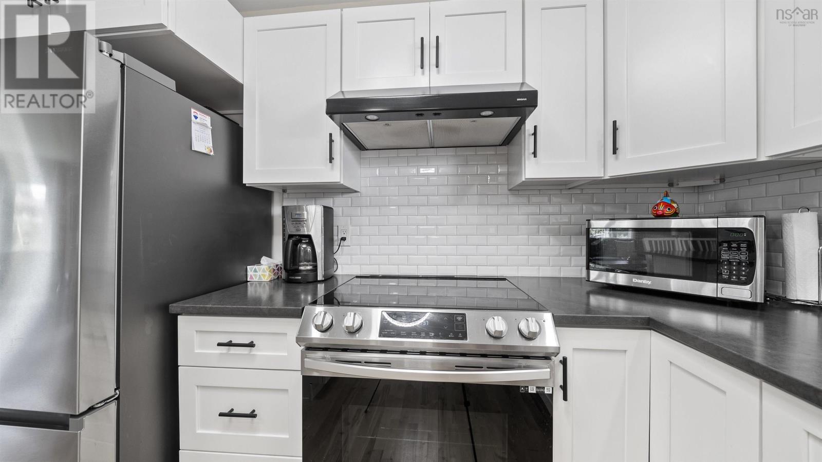 26 Bridge Street Property Photo 11