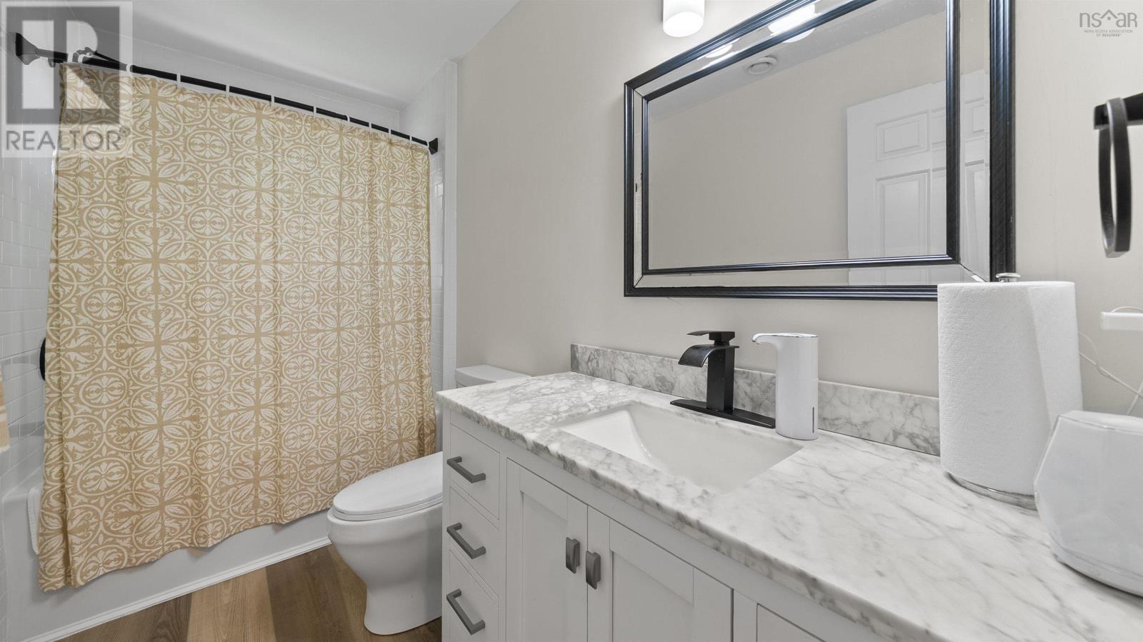 26 Bridge Street Property Photo 20