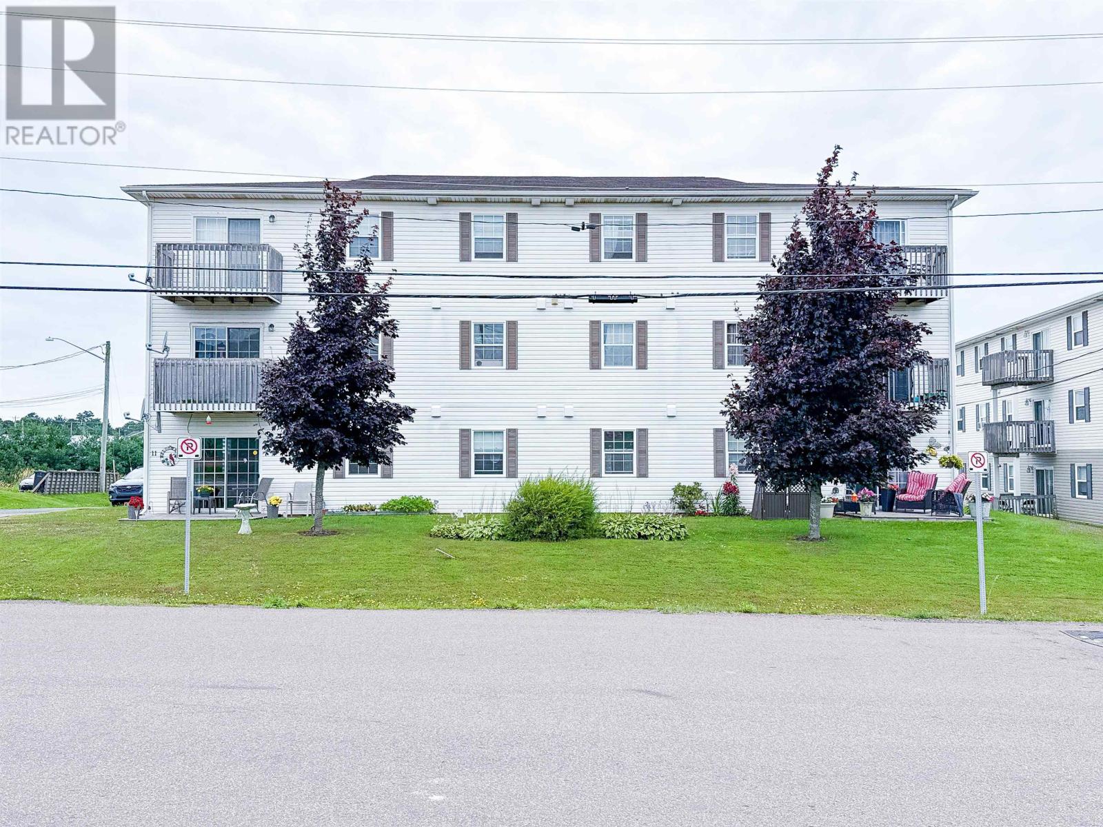 11 Elena Court