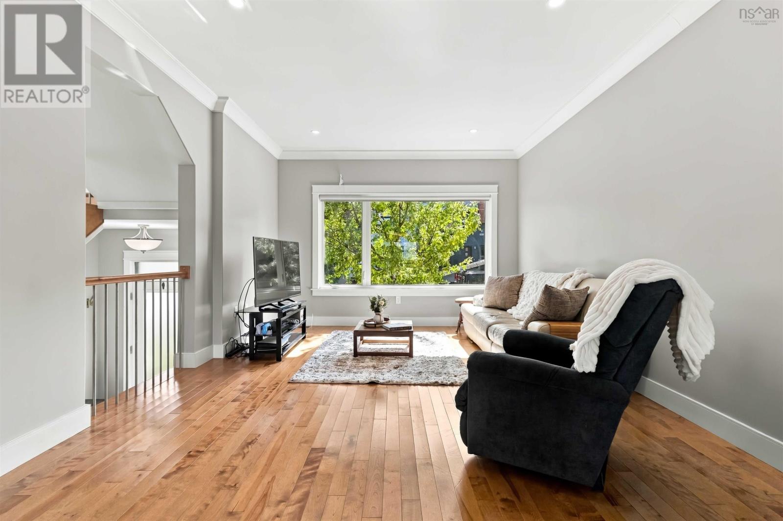 52 Eliza Ritchie Crescent Property Photo 8