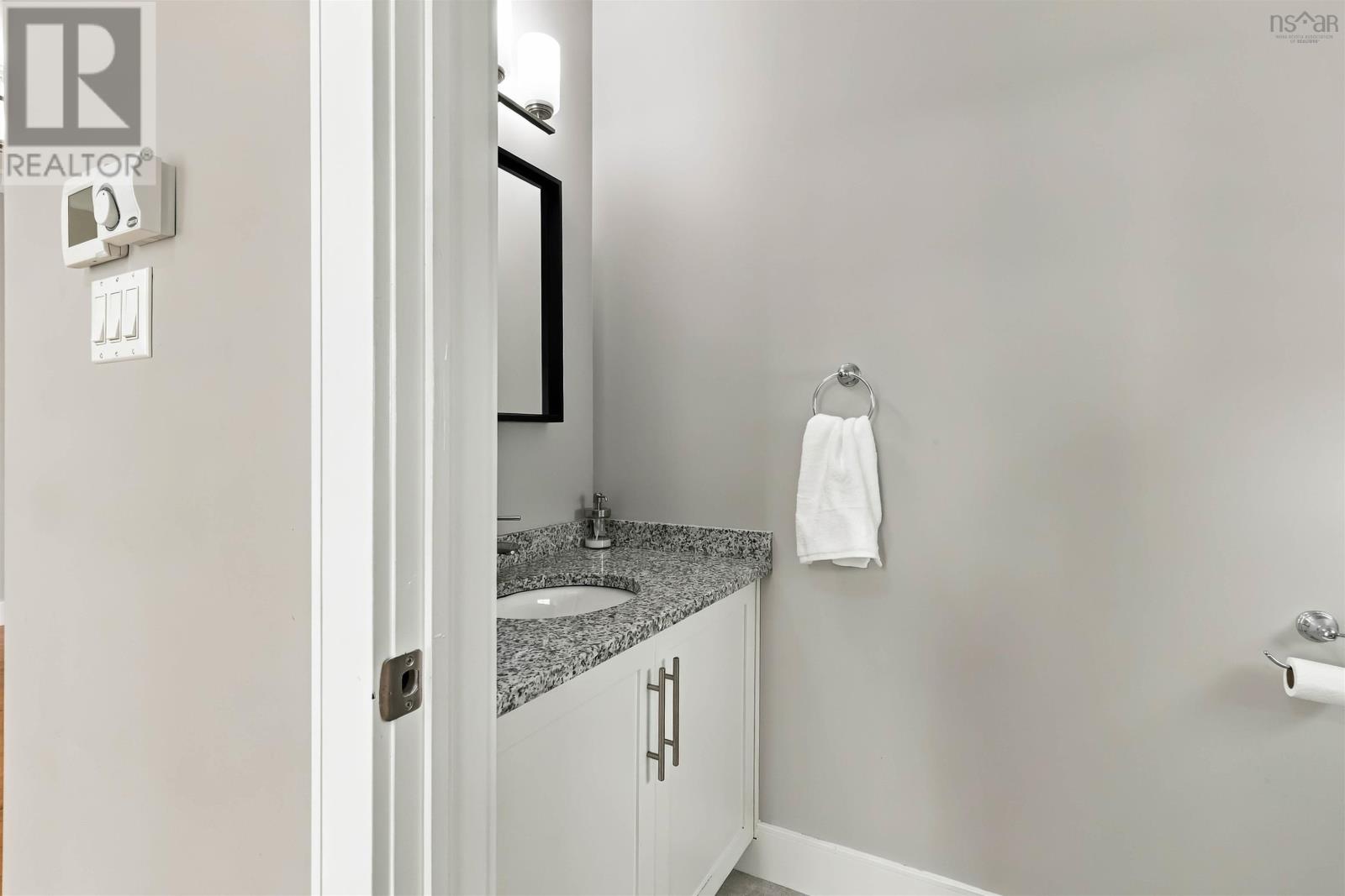 52 Eliza Ritchie Crescent Property Photo 26