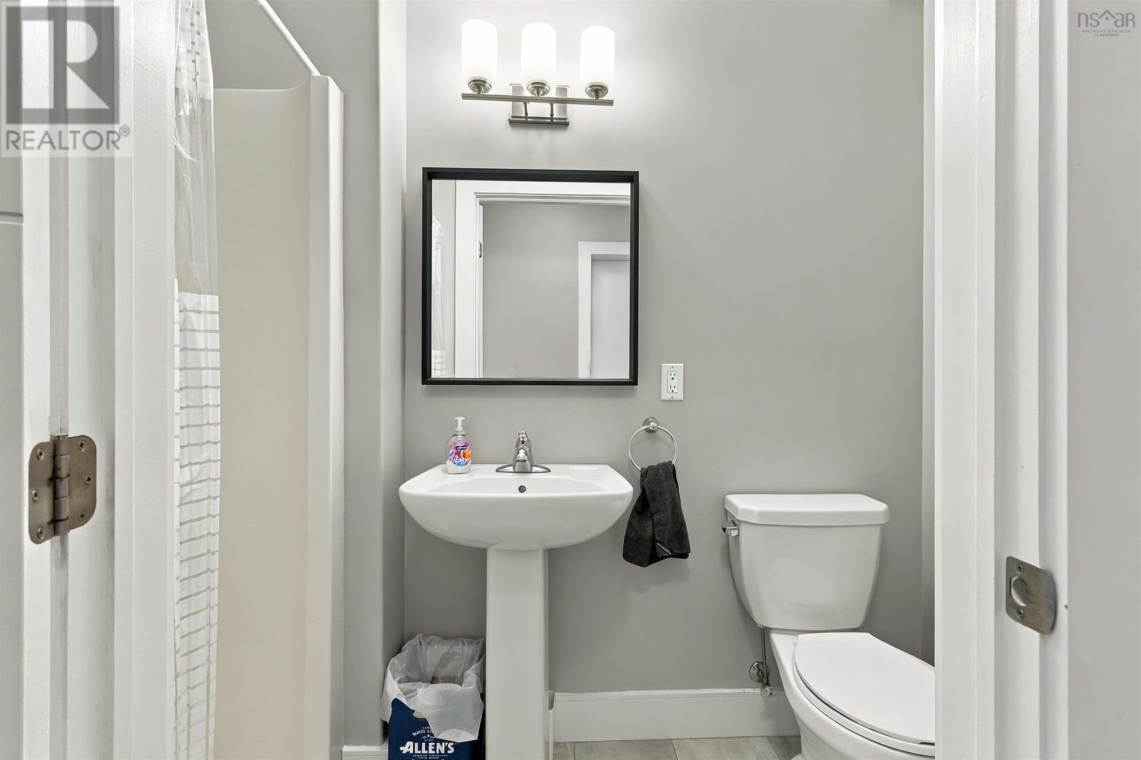 52 Eliza Ritchie Crescent Property Photo 44