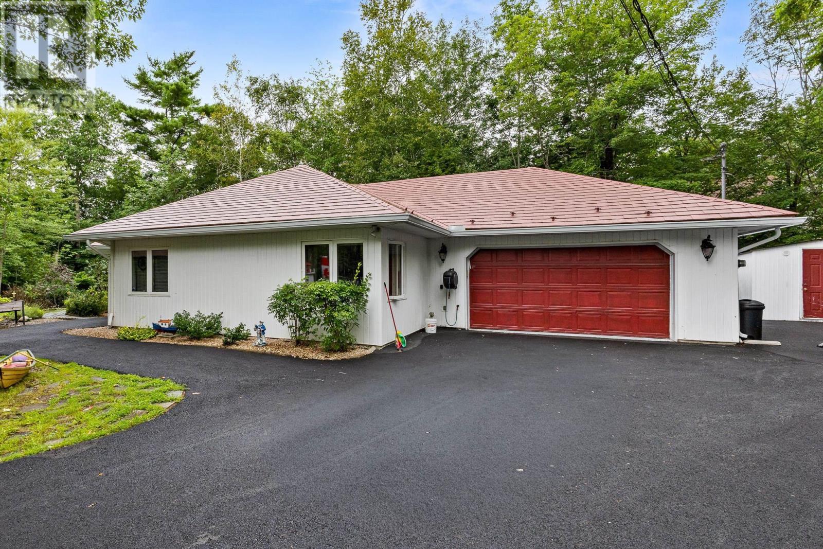 5 Brackstone Court