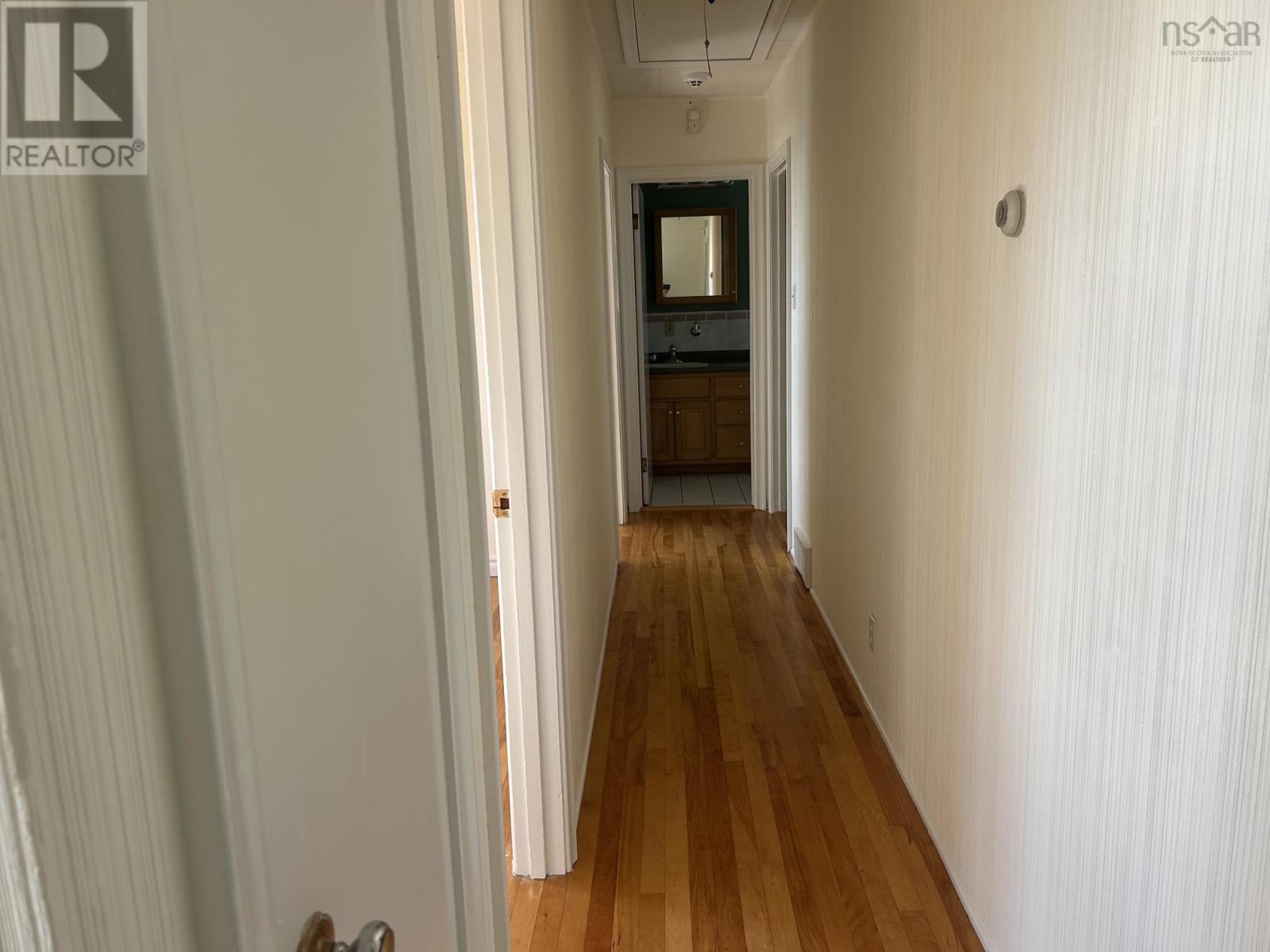 176 Green Street Property Photo 18