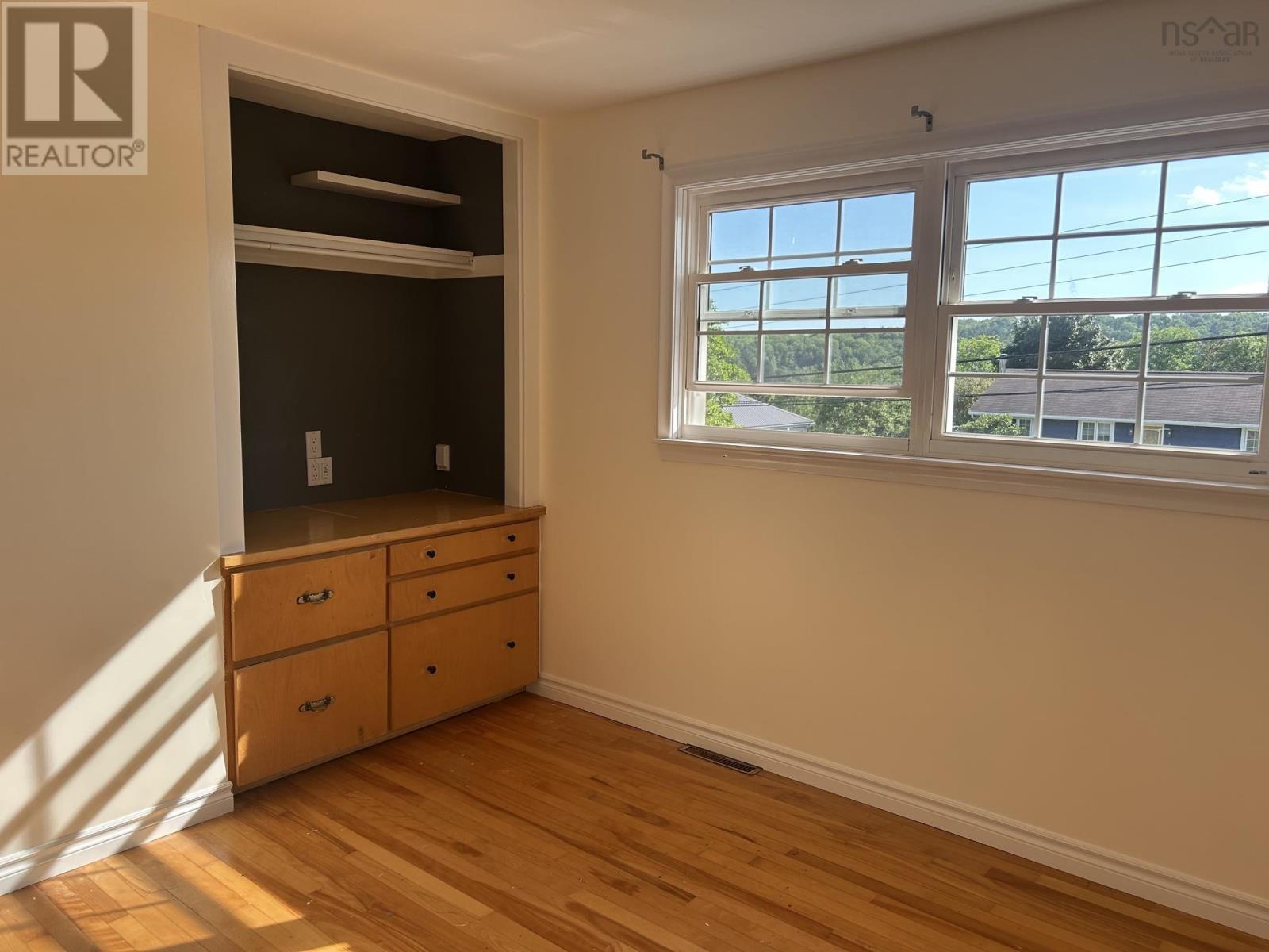 176 Green Street Property Photo 20