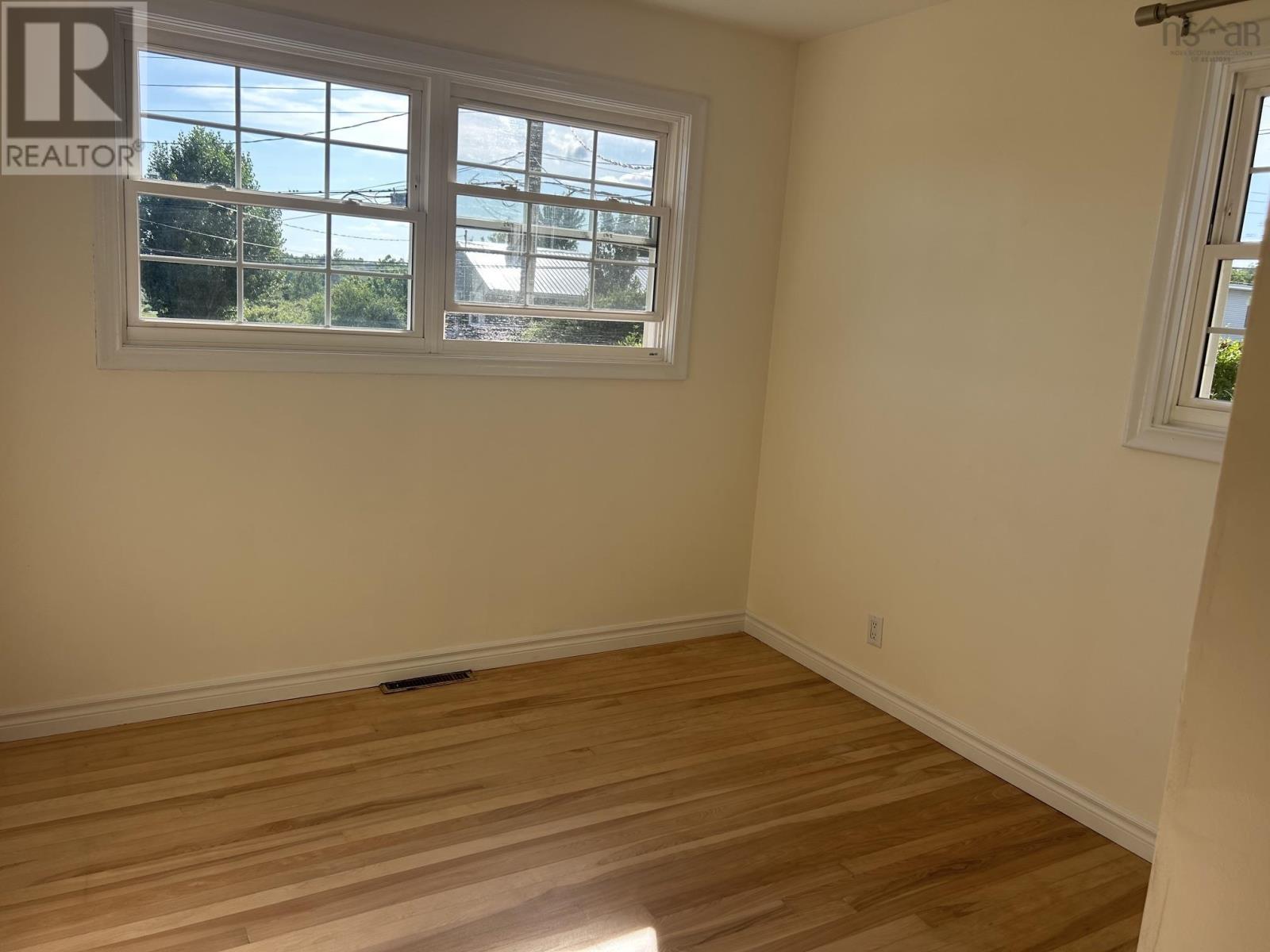 176 Green Street Property Photo 21