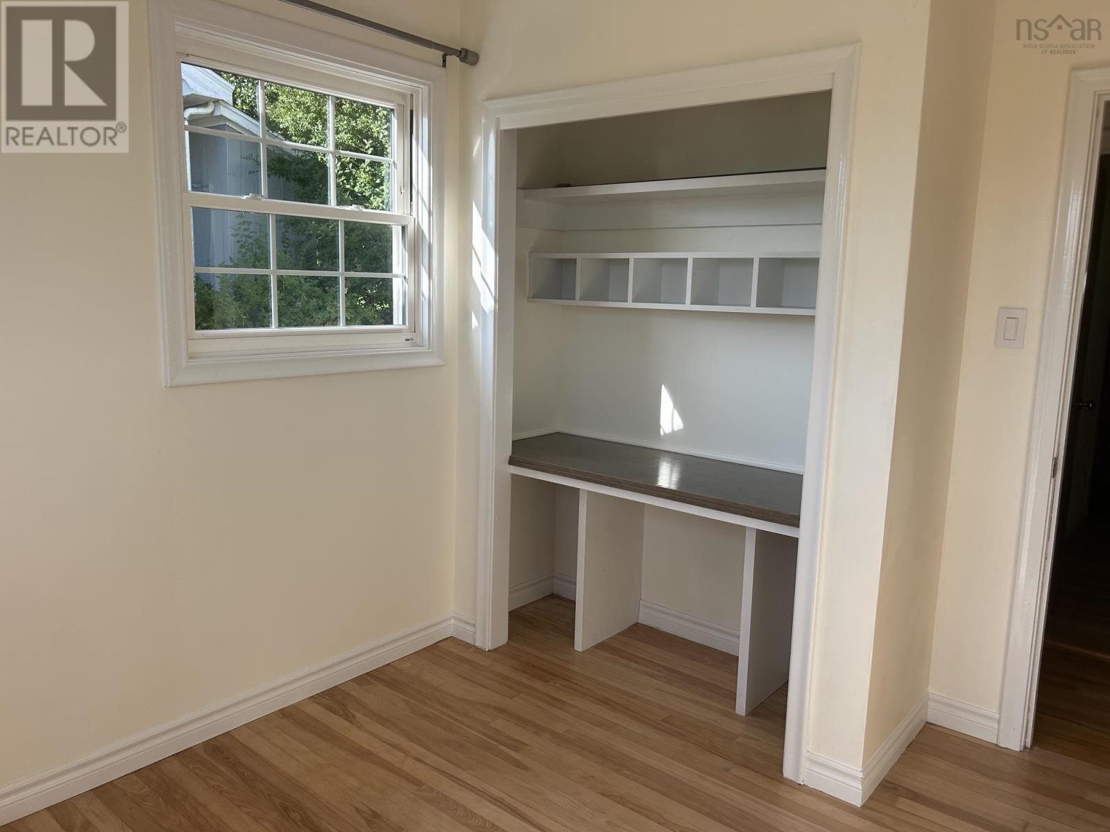 176 Green Street Property Photo 22