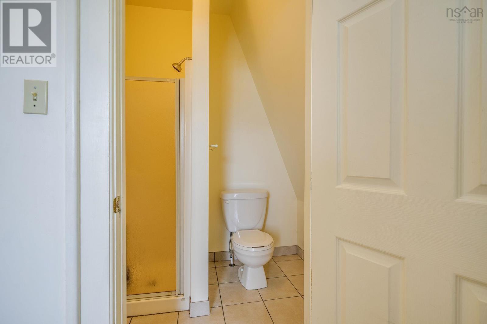 111 Montague Row Property Photo 28