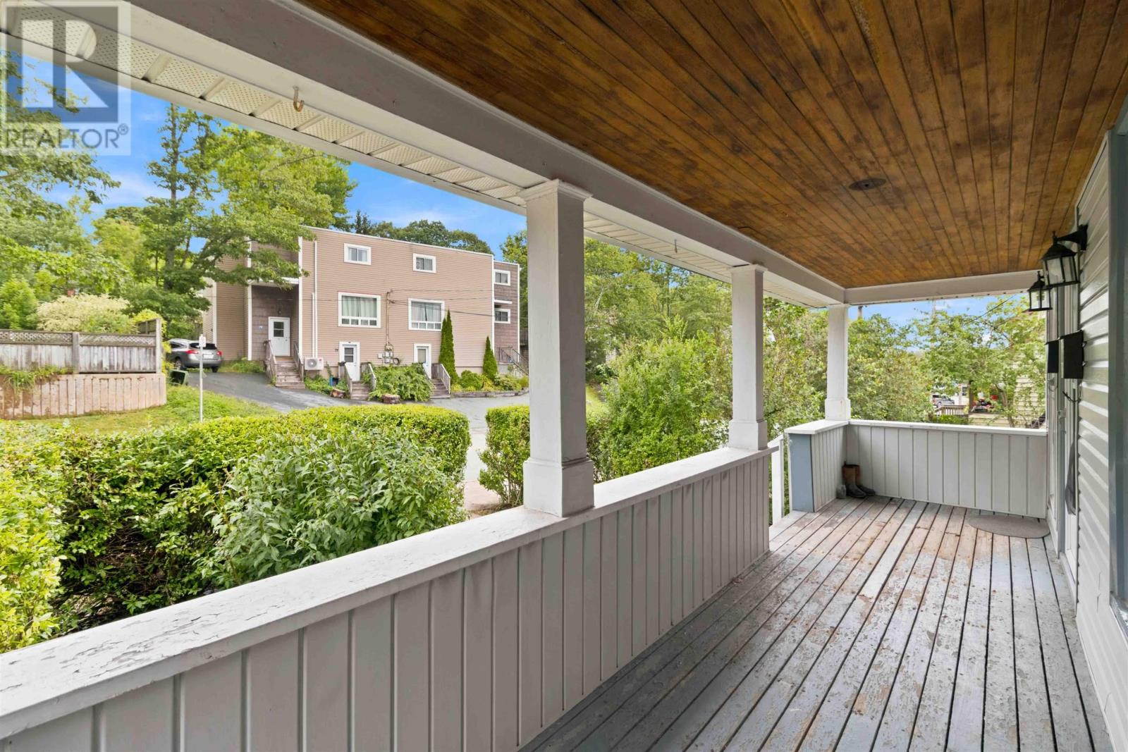 80 Osborne Street Property Photo 3