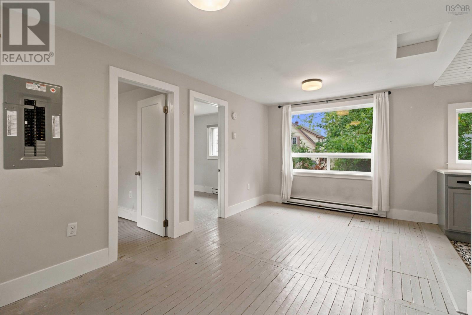 80 Osborne Street Property Photo 11